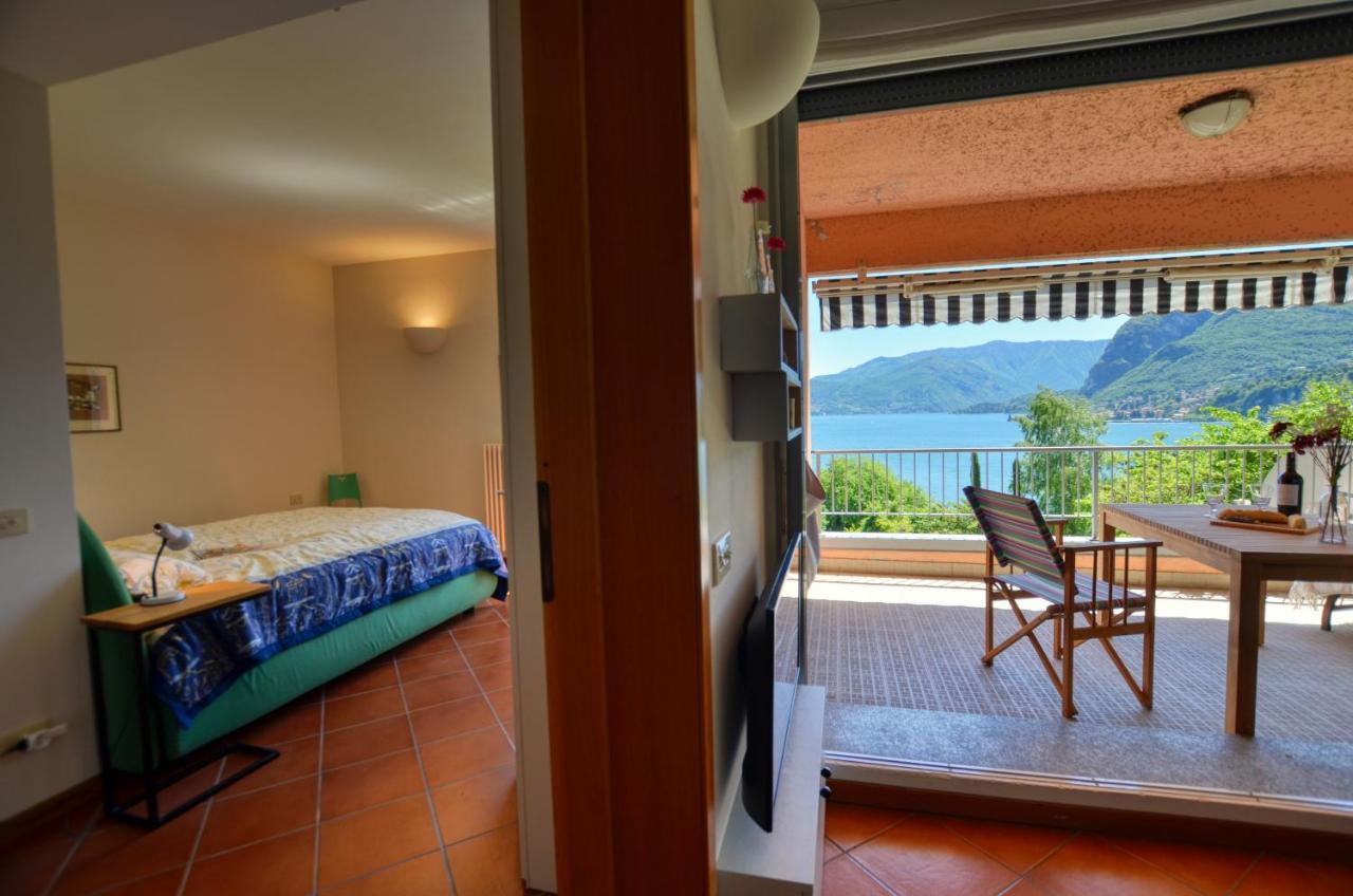 2-Bedroom Lakeview Apartment Bella Gaeta San Siro  Bagian luar foto