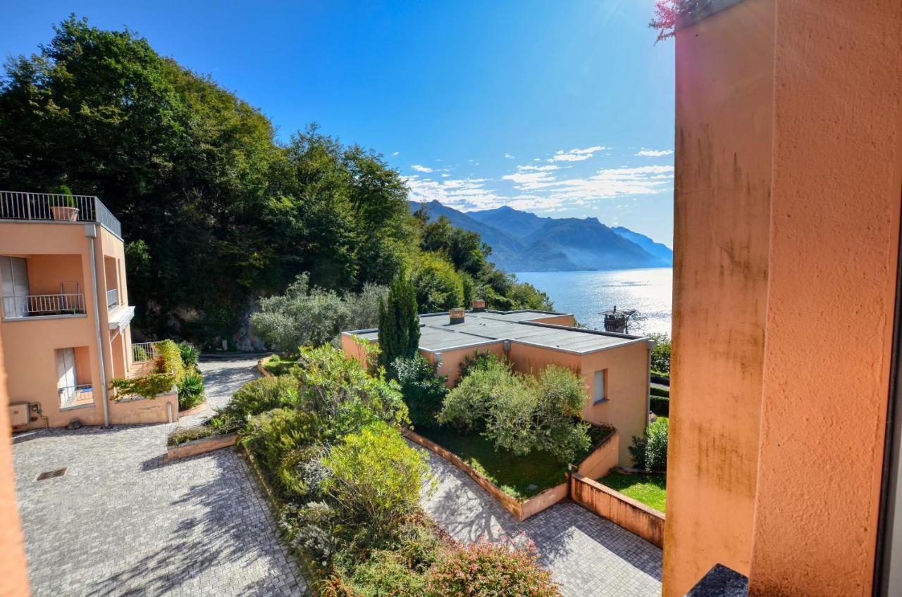 2-Bedroom Lakeview Apartment Bella Gaeta San Siro  Bagian luar foto