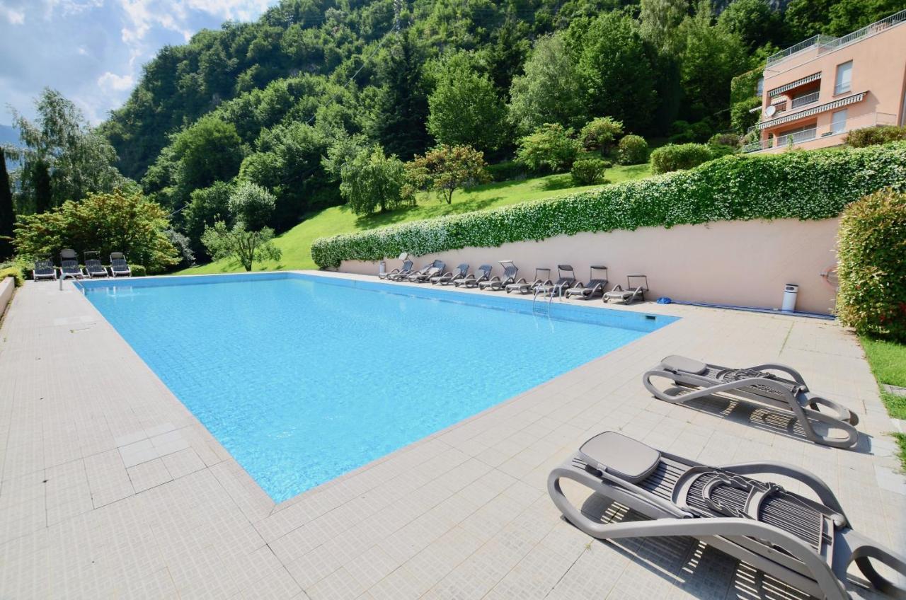 2-Bedroom Lakeview Apartment Bella Gaeta San Siro  Bagian luar foto