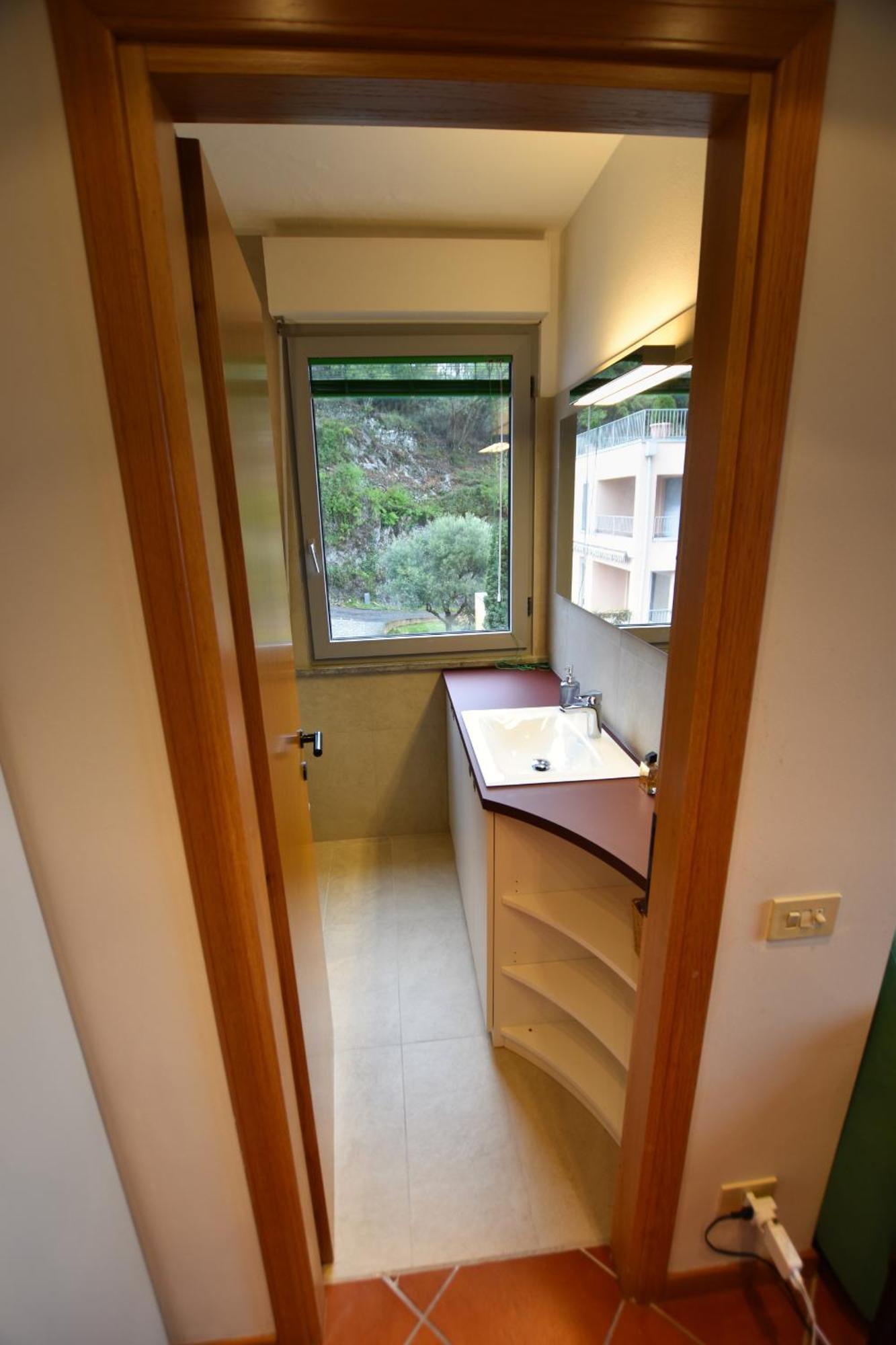 2-Bedroom Lakeview Apartment Bella Gaeta San Siro  Bagian luar foto